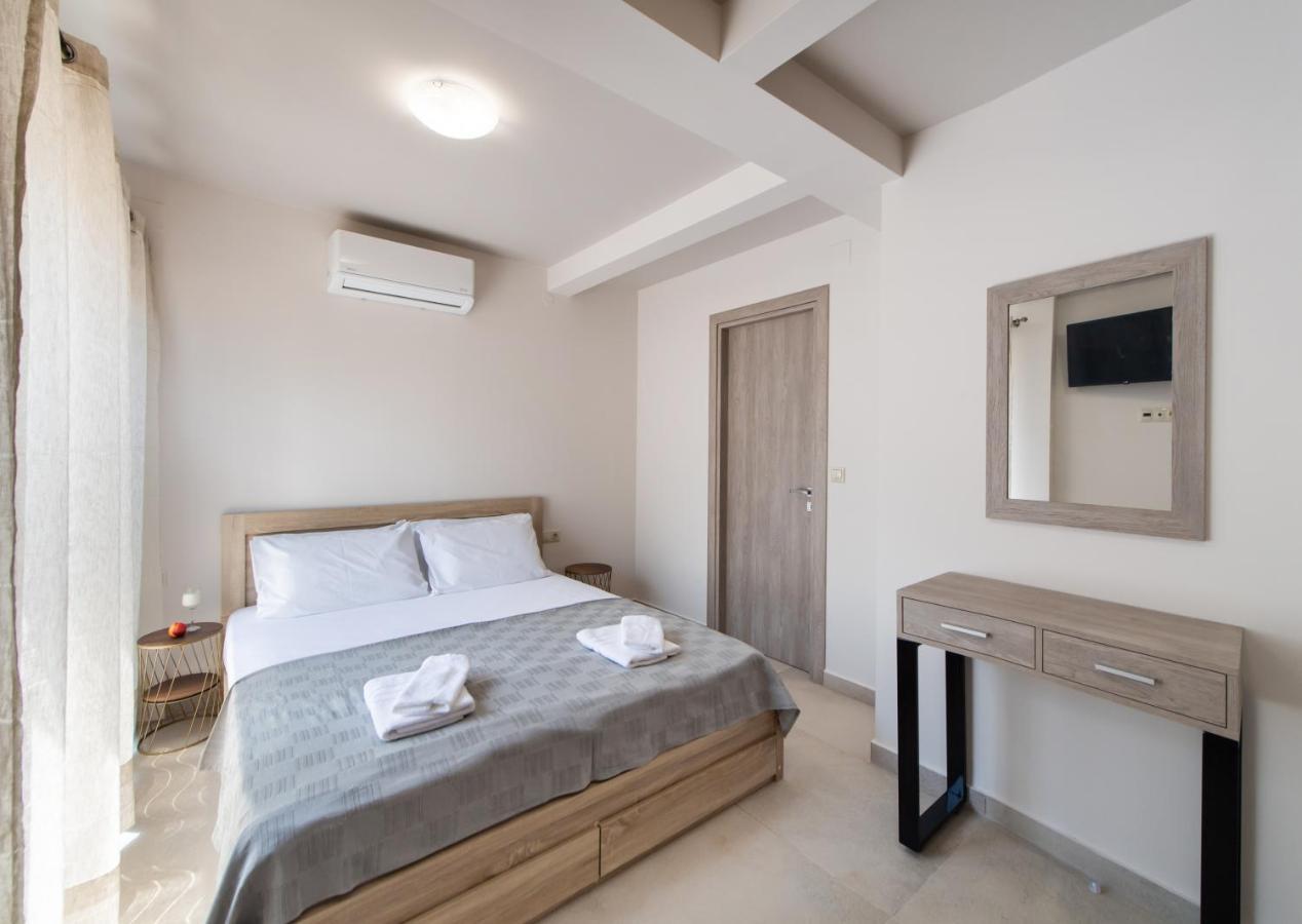 Villelia View Villas 2 Apolpaina ภายนอก รูปภาพ